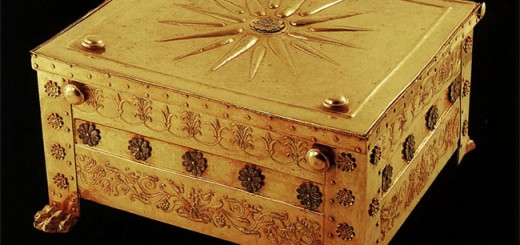 Η χρυσή λάρνακα που περιείχε τα οστά του Φιλίππου Β΄