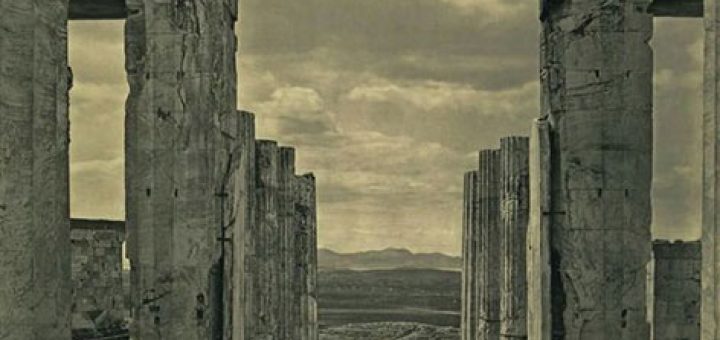 Τα Προπύλαια της Ακρόπολης το 1869