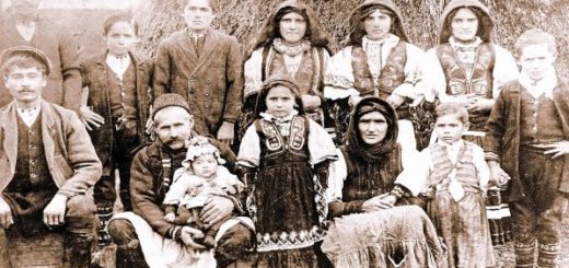 Οικογένεια Σαρακατσάνων που ζούσε στην πρώην ενωμένη Γιουγκοσλαβία